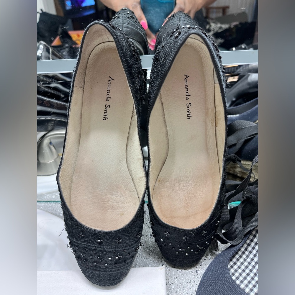 Vintage Y2K 1990’s Amanda Smith Size 7.5 Black Embellished Flats